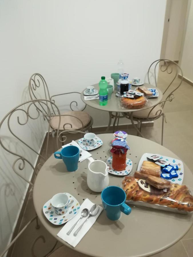 Bed and Breakfast Il Covo Delle Civette Виетри Экстерьер фото